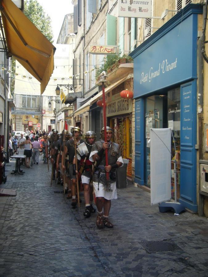 Studio Climatise, La Cloison Arles Kültér fotó